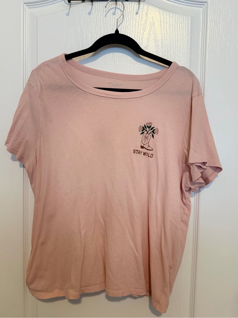 Old Navy Light Pink 'Stay Wild' Graphic Tee